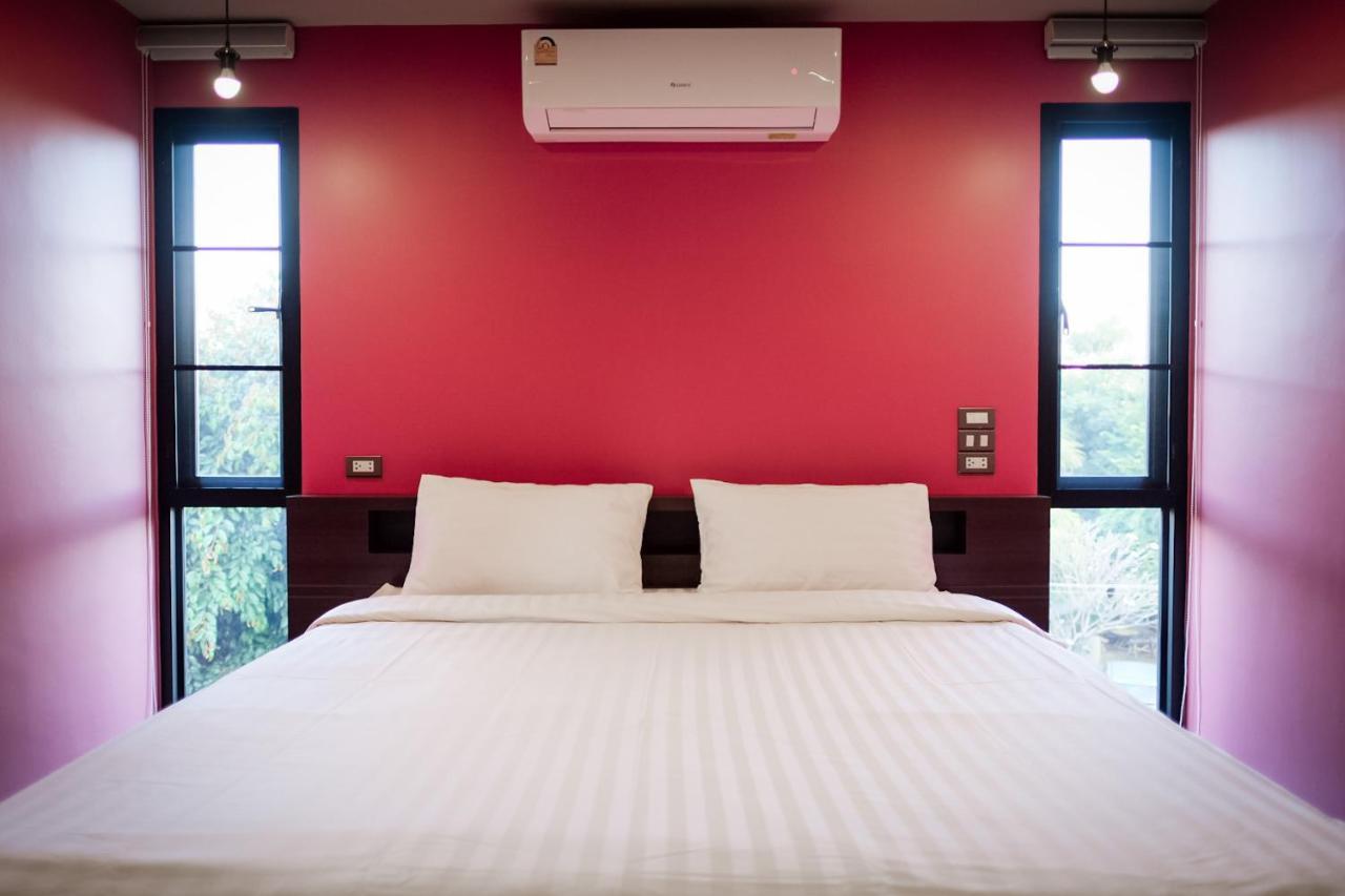 Werun Nimbly Chiang Mai Hostel Luaran gambar